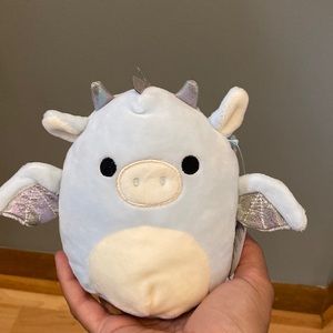 BRAND NEW SQUISHMALLOW DRAGON  5 YEAR 2019! NWT. SMOKE FREE HOME!